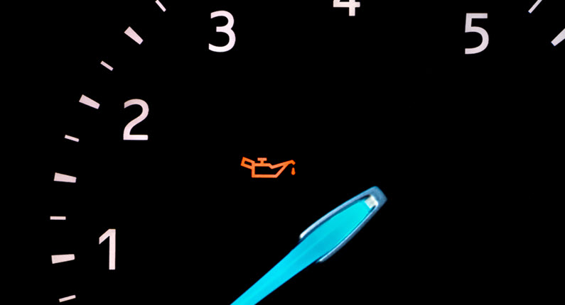 A Full Diagnosis of Your Porsche Low Oil Pressure Warning Light
