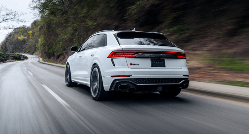 White Audi RS Q8 Car